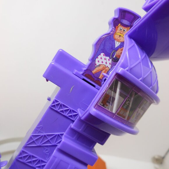 Paw Patrol: The Movie Liberty Total City Rescue Vehicle Playset and 6 Cars - Picture 7 of 15
